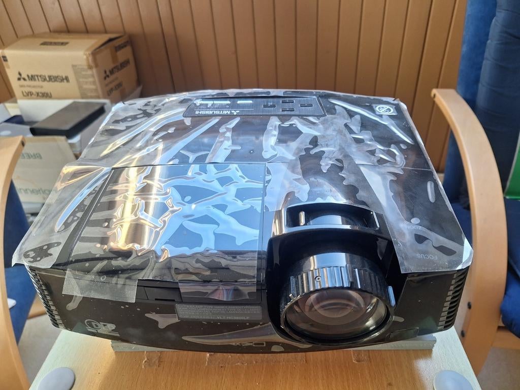 Mitsubishi Beamer hc4000, Audio, Tv en Foto, Beamers, Ophalen, Zo goed als nieuw, Full HD (1080), Mitsubishi