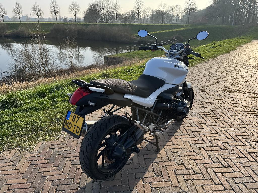 Erg mooie BMW R1200R (laatste bouwjaar DOHC-motor!), 2 cilinders, Motorrijbewijs A, 1170 cc, Particulier