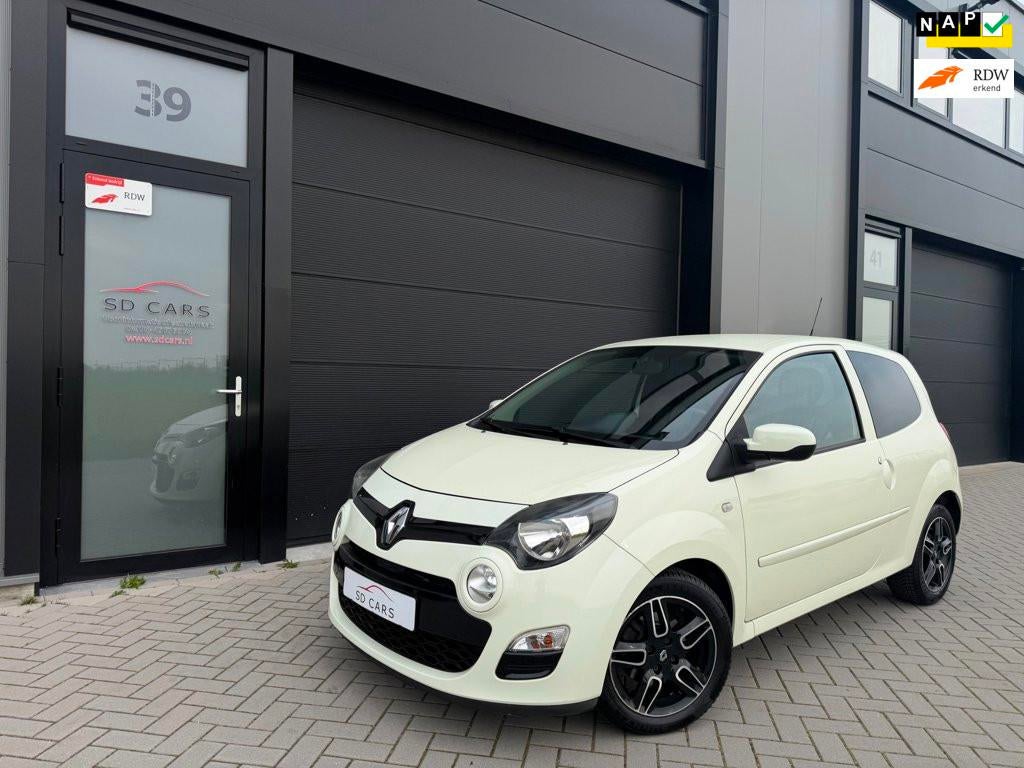 Renault Twingo 1.2 16V Collection|Airco|Cruise|Velgen|APK nw, Voorwielaandrijving, Gebruikt, Zwart, 4 stoelen