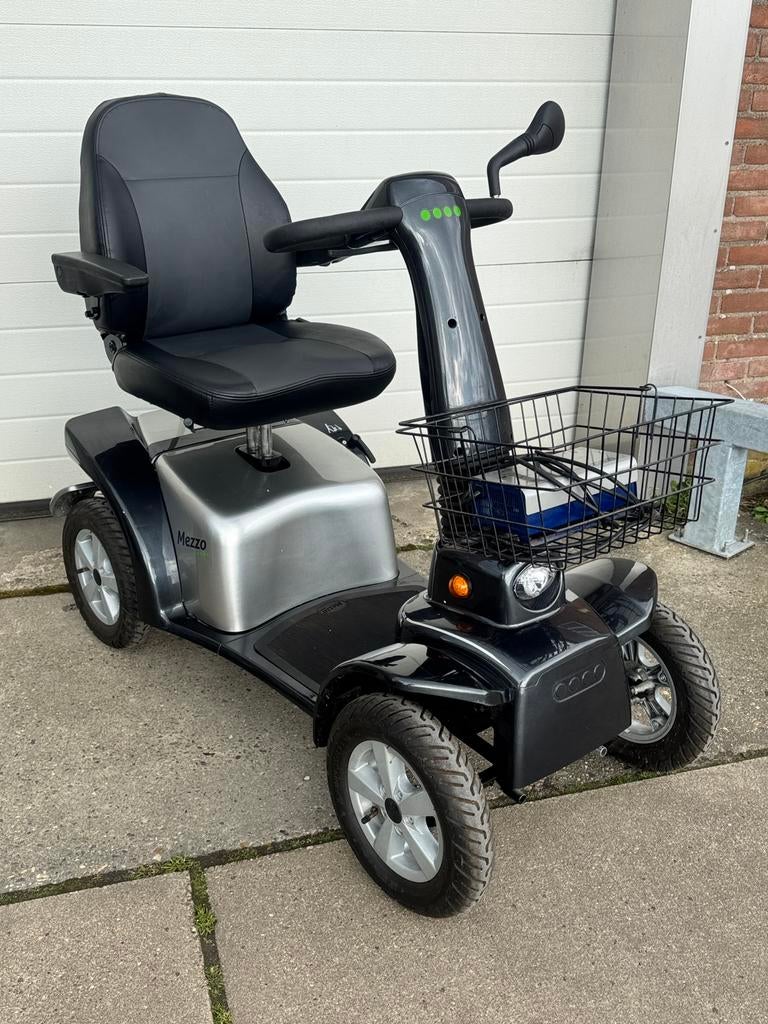 Mooie Life & Mobility Mezzo 4 scootmobiel,weinig kilometers, Ophalen, Life and Mobility, Gebruikt, 46 km of meer