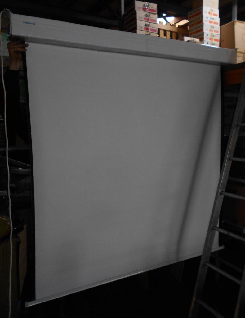 Projectiescherm, elektrisch, Projecta, Elpro Electrol, Ophalen, Elektrisch, Gebruikt