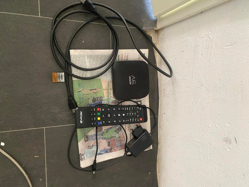 Amiko A6 IP-TV kastje-Zo goed als nieuw, Audio, Tv en Foto, Mediaspelers, Ophalen of Verzenden, Zo goed als nieuw, HDMI, Zonder harde schijf