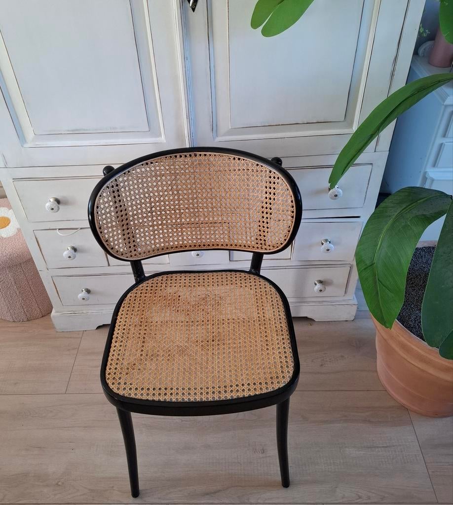 Zwarte stoel met rotan webbing, Ophalen of Verzenden