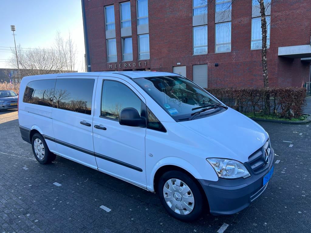 Mercedes-Benz Vito 2.2 109 CDI wit Taxiklaar 9 PERSONEN BUS, Auto's, Mercedes-Benz, Zwart, 2000 kg, Wit, Bedrijf