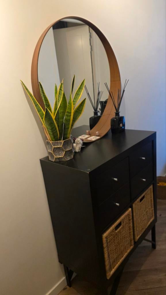 Ronde spiegel met houten rand, Huis en Inrichting, Woonaccessoires | Spiegels, Ophalen, Rond, Minder dan 50 cm, Minder dan 100 cm