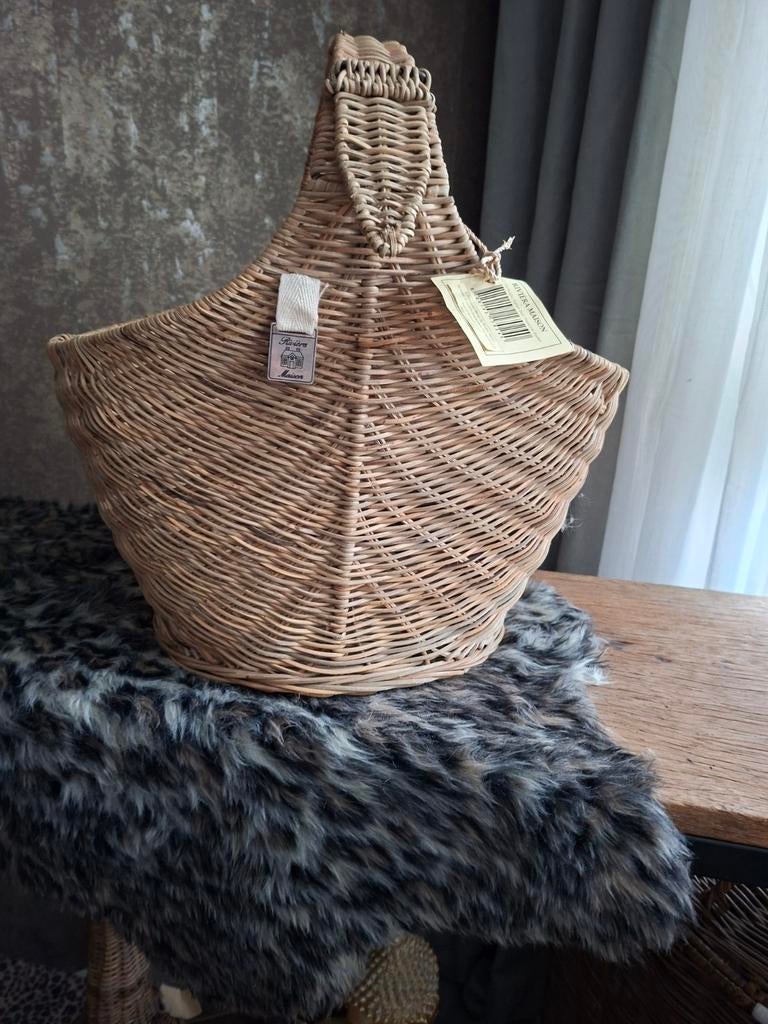Riviera Maison Rattan Magazine Mand, Huis en Inrichting, Woonaccessoires | Overige, Ophalen, Natuurlijk materiaal, Bruin, Landelijk