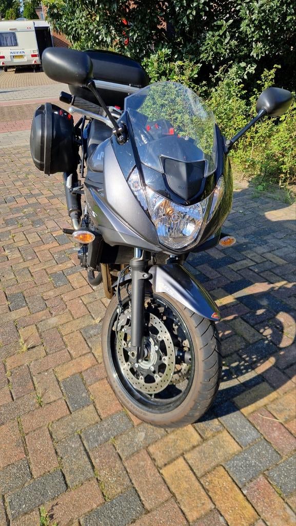 Goed onderhouden Suzuki Bandit GSF 650SA met kofferset, 4 cilinders, Particulier, Meer dan 35 kW, Toermotor