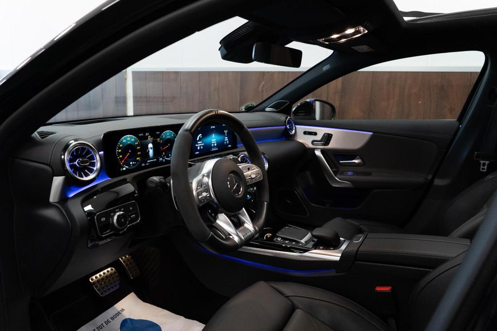 Mercedes-Benz A-klasse AMG 45 S 4MATIC+ ED.1|VOL|PANO|HUD|LE, Auto's, Mercedes-Benz, Automaat, Stof, Gebruikt, Euro 6