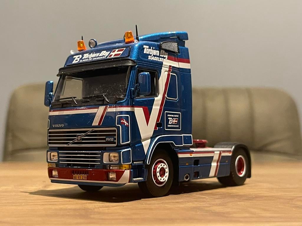 Tekno volvo, Hobby en Vrije tijd, Modelauto's | 1:50, Ophalen of Verzenden, Zo goed als nieuw, Bus of Vrachtwagen, Tekno