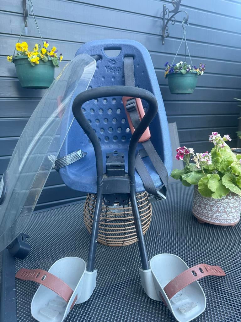 Yepp voorzitje met windscherm, Ophalen, Gebruikt, Voorzitje, Voetsteuntjes