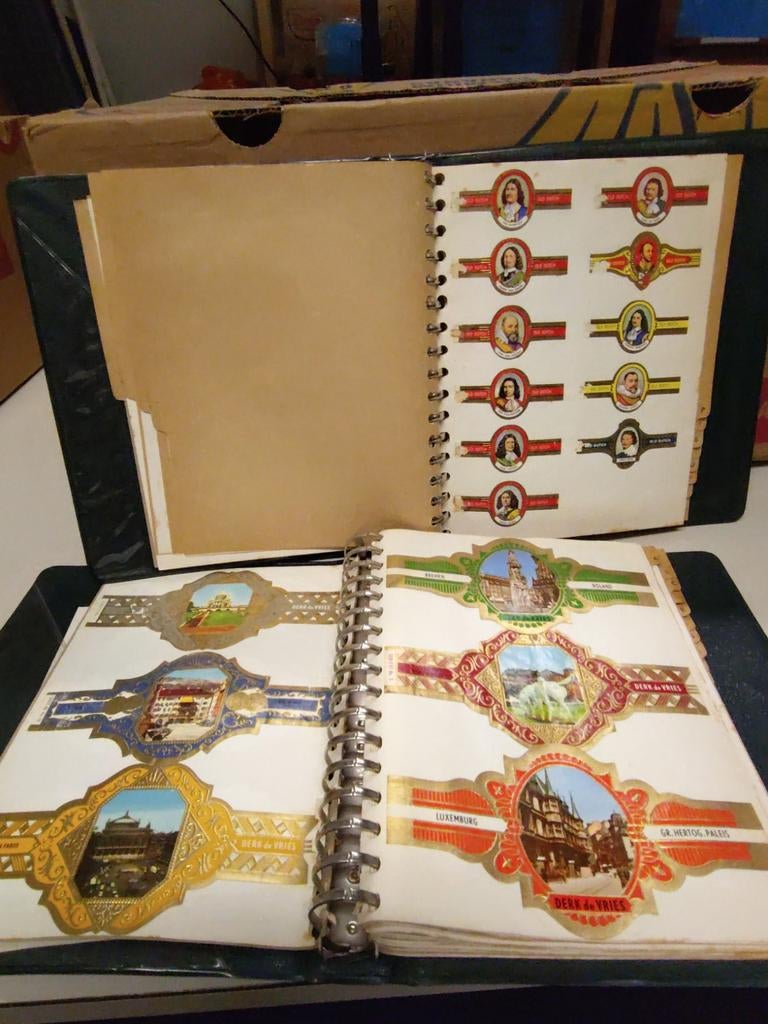 Vintage Sigarenbandjes Collectie - Uniek Album, Gebruikt, Onbekend, Ophalen of Verzenden, Onbekend