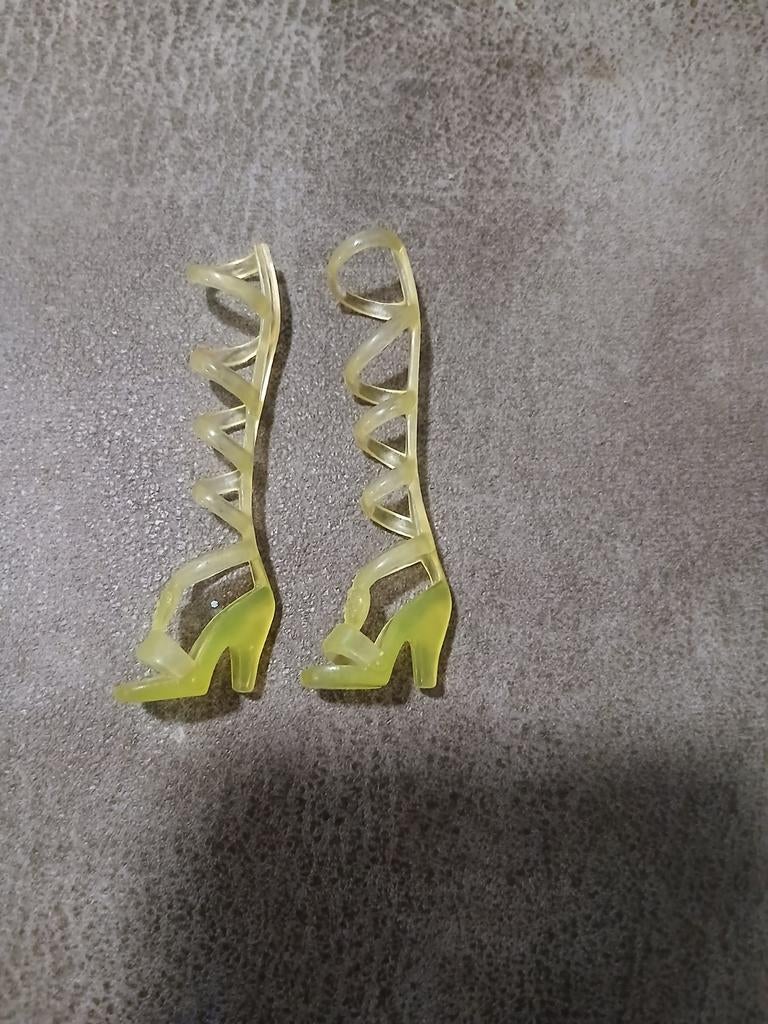 Winx tecna enchantix schoenen, Ophalen of Verzenden, Kleertjes