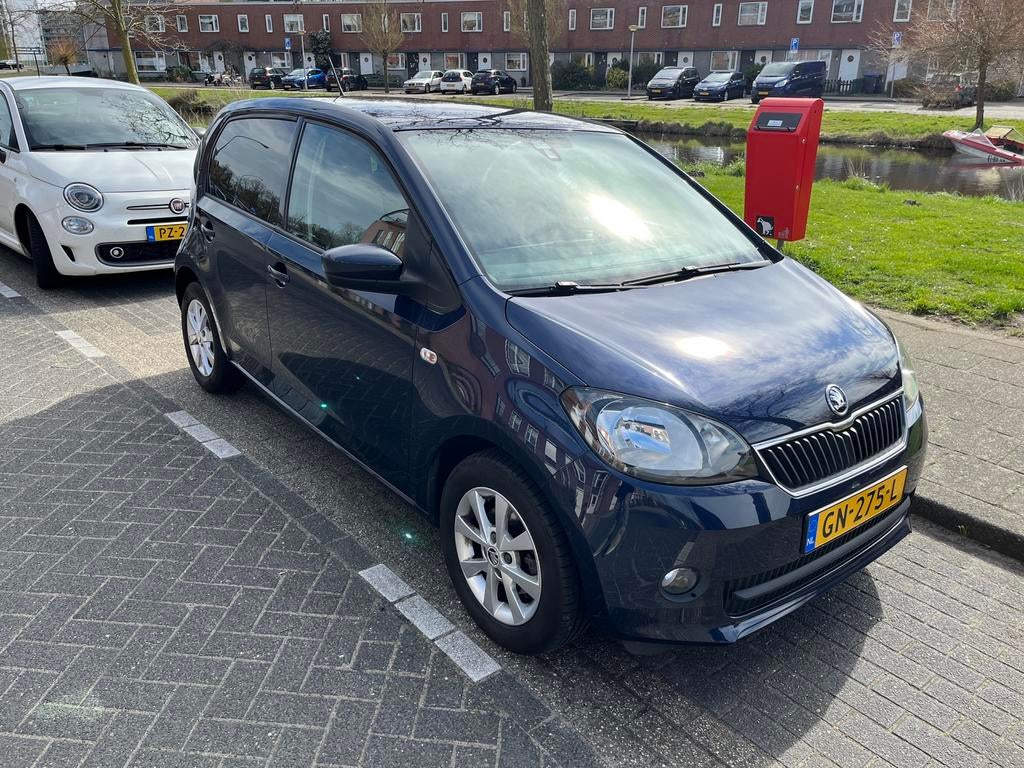 Skoda Citigo 1.0 60pk Greentech 3D 2016 Blauw, Auto's, Voorwielaandrijving, 840 kg, Origineel Nederlands, 24 km/l