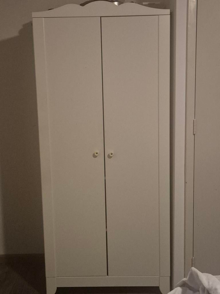 IKEA kast in prima staat - Wit, compact en functioneel, Huis en Inrichting, Kasten | Kledingkasten, Modern, Scandinavisch, 150 tot 200 cm