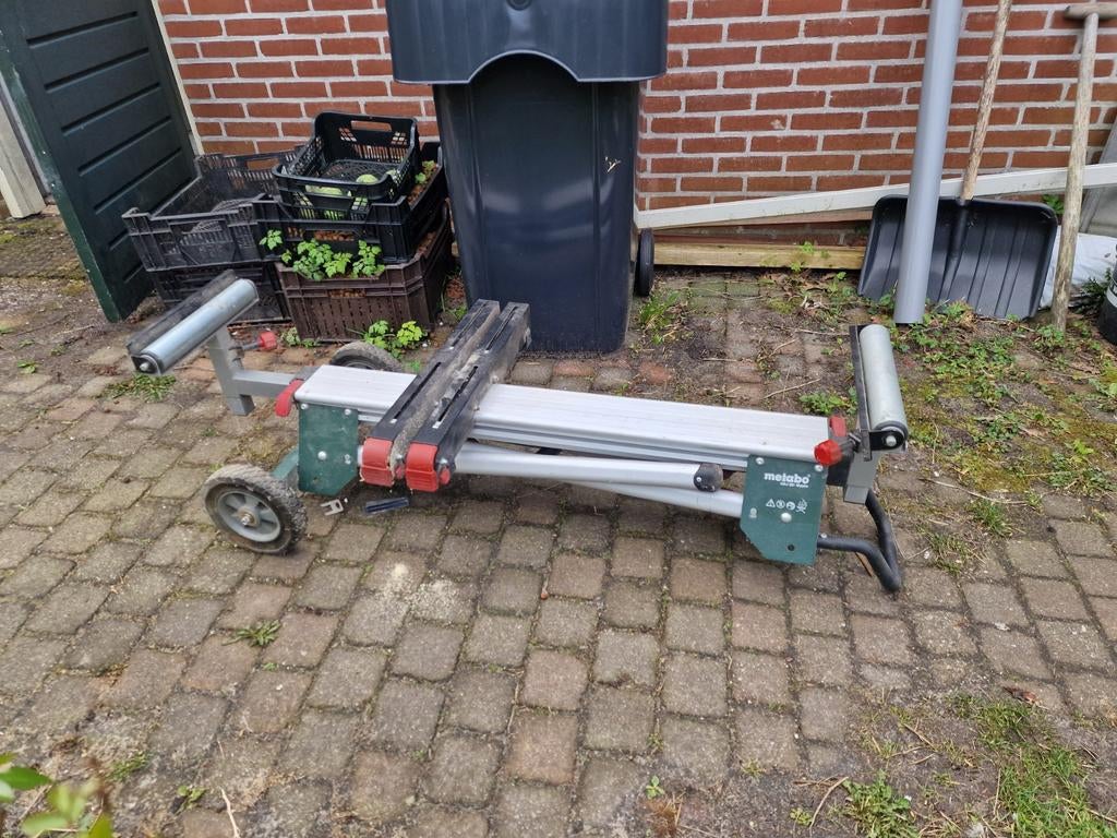 Onderstel tbv afkortzaag, Ophalen, 1200 watt of meer, Afkortzaag, 70 mm of meer