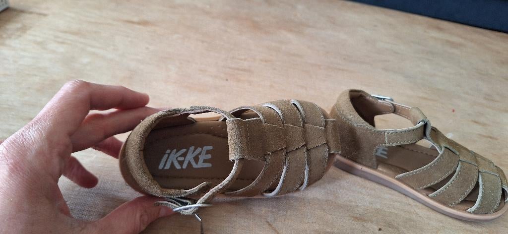Kinderschoenen, Kinderen en Baby's, Kinderkleding | Schoenen en Sokken, Schoenen, Ophalen of Verzenden, Zo goed als nieuw, Jongen