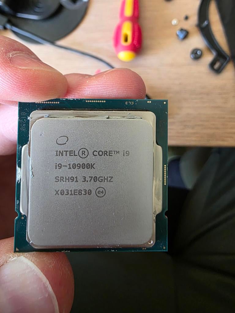 Intel Core i9-10900K Processor - 10 Cores, 3.7GHz, Computers en Software, Processors, Gebruikt, LGA 1200, 10-core, 3 tot 4 Ghz
