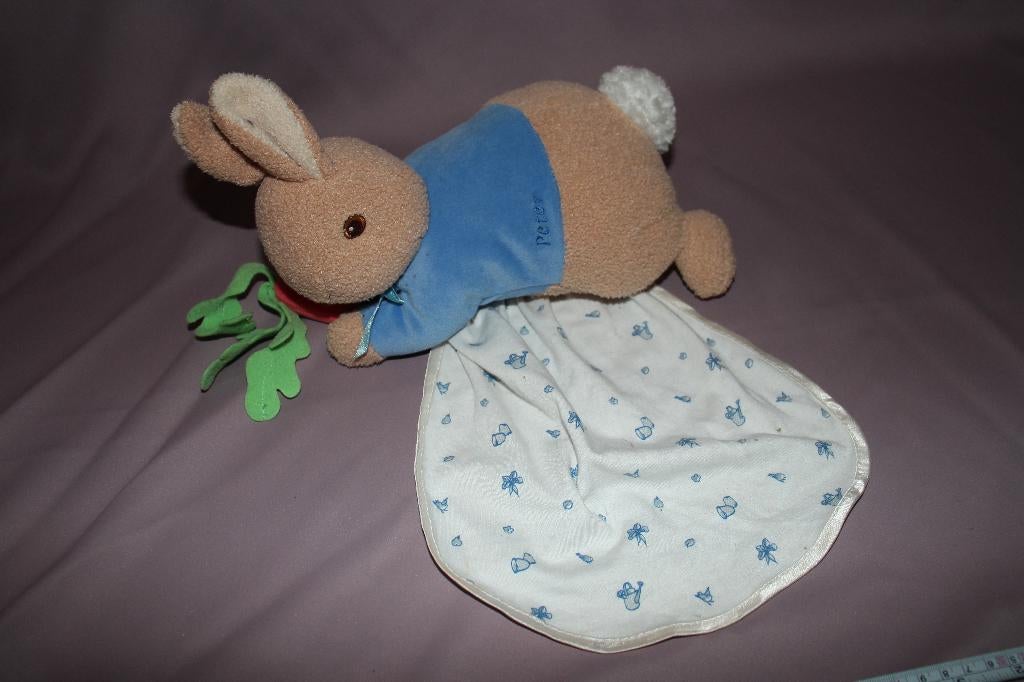 Pieter konijn peter rabbit knuffel knuffeldoekje - 22cm, Ophalen of Verzenden, Gebruikt, Konijn
