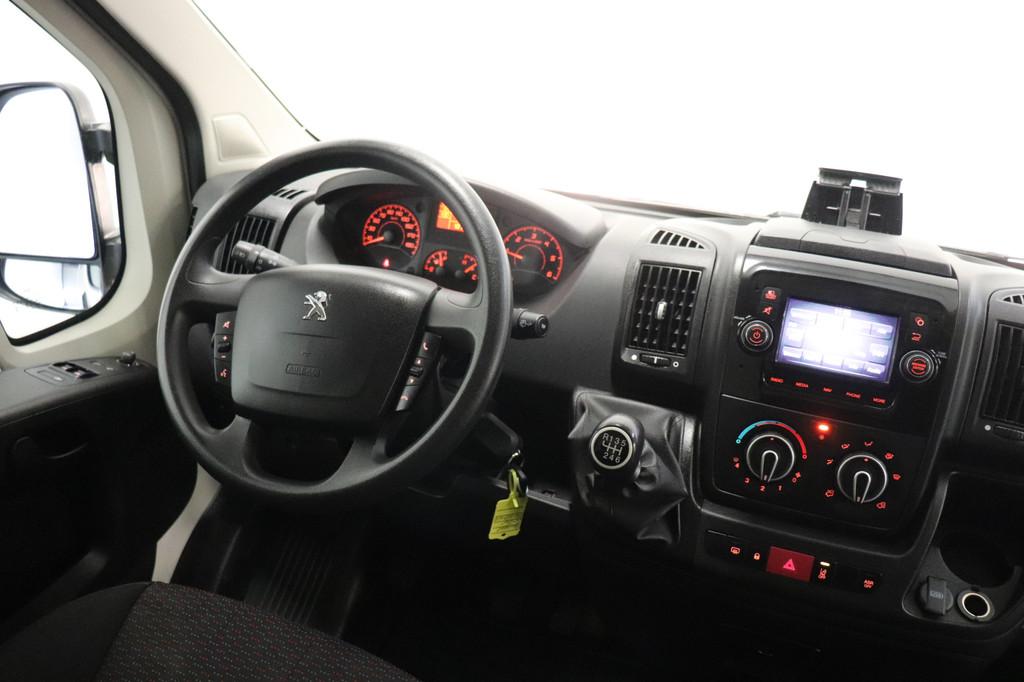 Peugeot Boxer 2.2 BlueHDi L2H2 140PK - EURO 6 - Airco - Navi, Voorwielaandrijving, Stof, Gebruikt, 4 cilinders