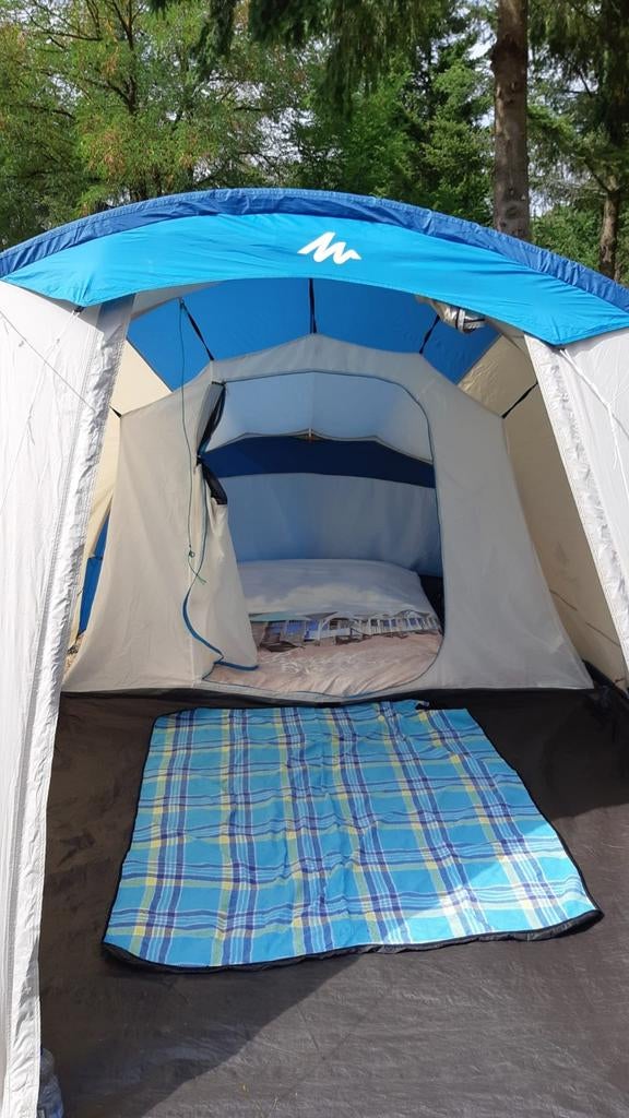 Complete kampeeruitrusting: 2- en 4-persoons tenten, Ophalen of Verzenden, Gebruikt, Tot en met 4