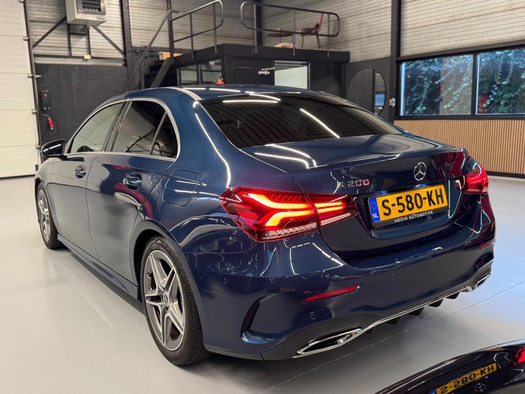 Mercedes-Benz A-klasse 200 Business Solution AMG CAMERA BTW, Auto's, Gebruikt, Euro 6, 4 cilinders, 1290 kg