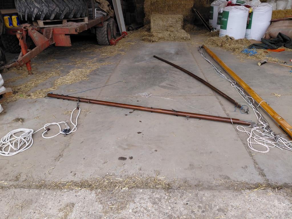 Zeilmast en toebehoren van een valk, Watersport en Boten, Zeilen en Zeiltoebehoren, Ophalen of Verzenden, Minder dan 15 m²