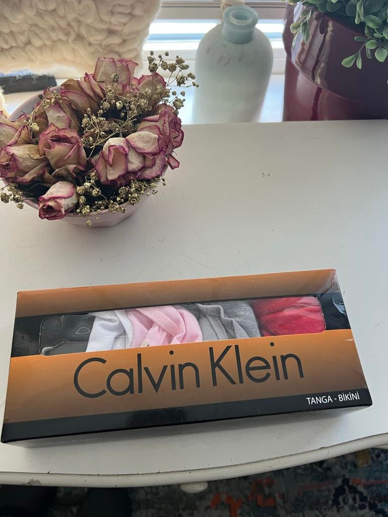 Calvin Klein tanga strings, Ophalen of Verzenden, Wit, String