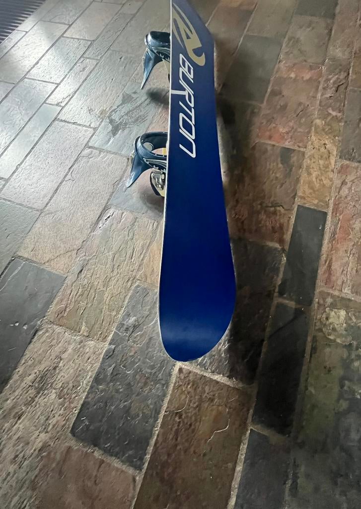 Burton snowboard, Sport en Fitness, Snowboarden, Ophalen, Zo goed als nieuw, Board