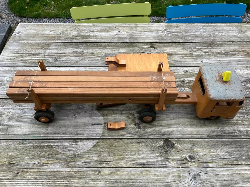 FFW houten speelgoed: palen kiepwagen en baggermolen, Ophalen of Verzenden, Gebruikt