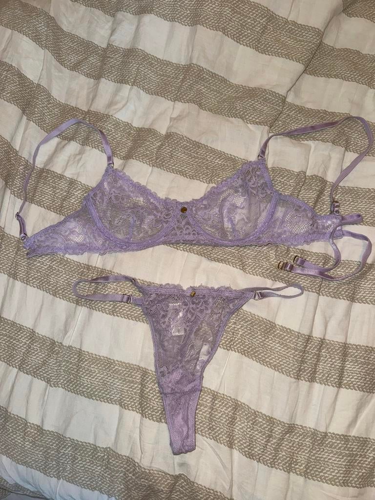 Isanoa lingerie setje lila paars, Kleding | Dames, Ondergoed en Lingerie, Setje, Paars, Verzenden