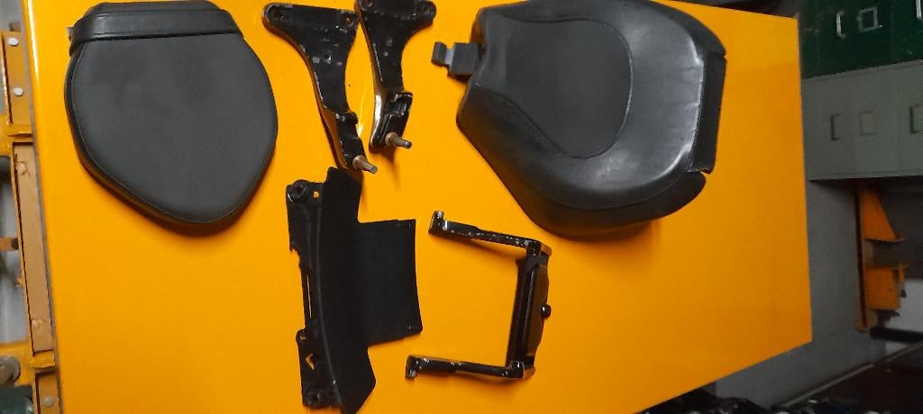 onderdelen Harley Davidson Rocker C, Motoren, Ophalen, Gebruikt