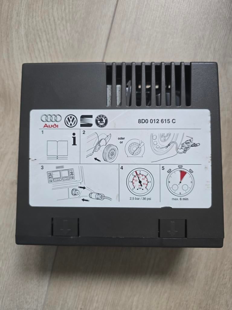 Audi/VW/Seat Band Compressor Pomp 8D0 012 615 C, Ophalen of Verzenden, Gebruikt, Seat