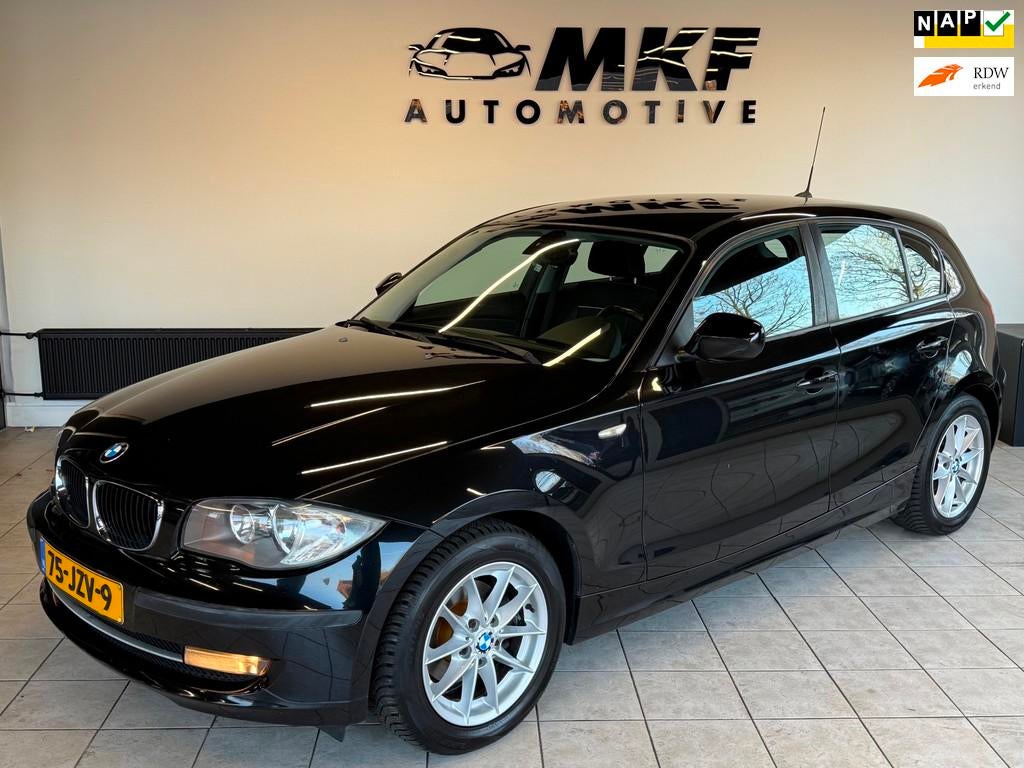 BMW 1-serie 116i Business Line 2009 Airco/Cruise/APK/KM NAP!, 1-Serie, Euro 5, Achterwielaandrijving, 4 cilinders
