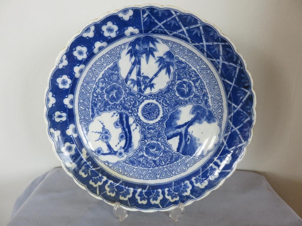 Japan – Grote antieke schaal van porselein - 19e - 20e eeuw, Antiek en Kunst, Antiek | Porselein, Ophalen of Verzenden