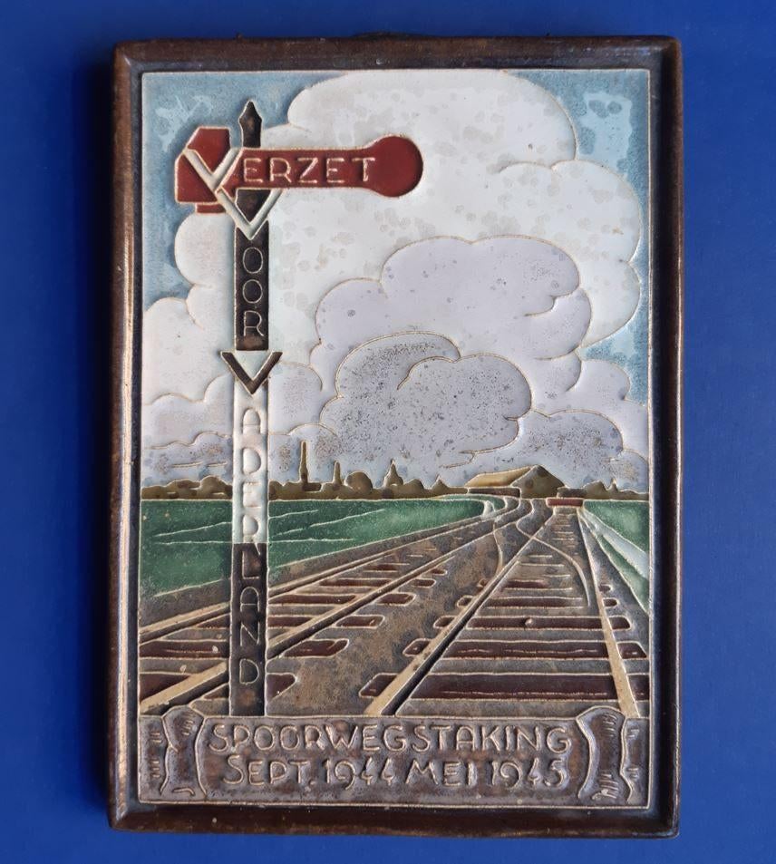 1945 Spoorwegstaking Cloisonné tegel (9), Verzamelen, Militaria | Tweede Wereldoorlog, Ophalen of Verzenden, Nederland