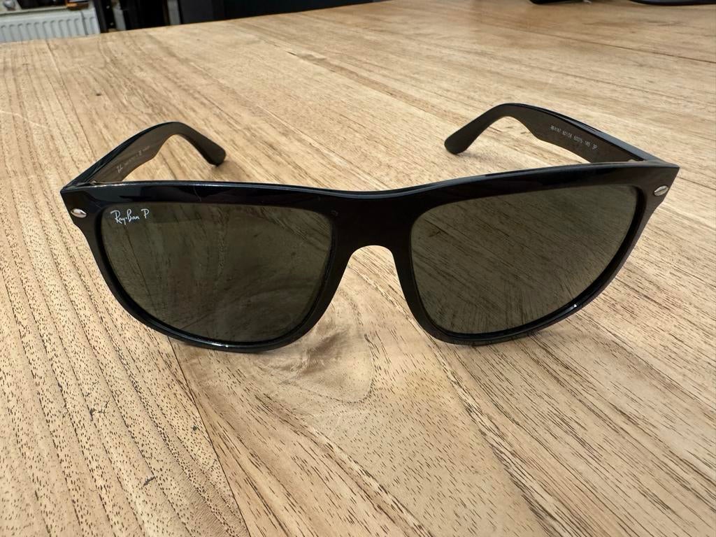 Ray Ban zonnebril polarized RB4147, Gebruikt, Zonnebril, Zwart, Ophalen of Verzenden