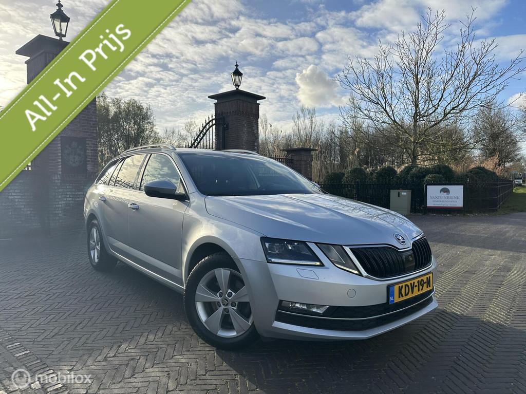 ✅Skoda Octavia Combi 1.4 TSI Business DSG Trekhaak Carplay, Gebruikt, Zwart, 4 cilinders, 1192 kg