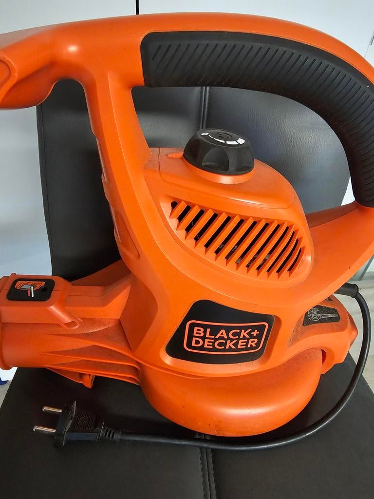 Black+Decker Bladblazer/Zuiger met Zuigfunctie, Gebruikt, Met opvangzak, Ophalen of Verzenden, Elektrisch