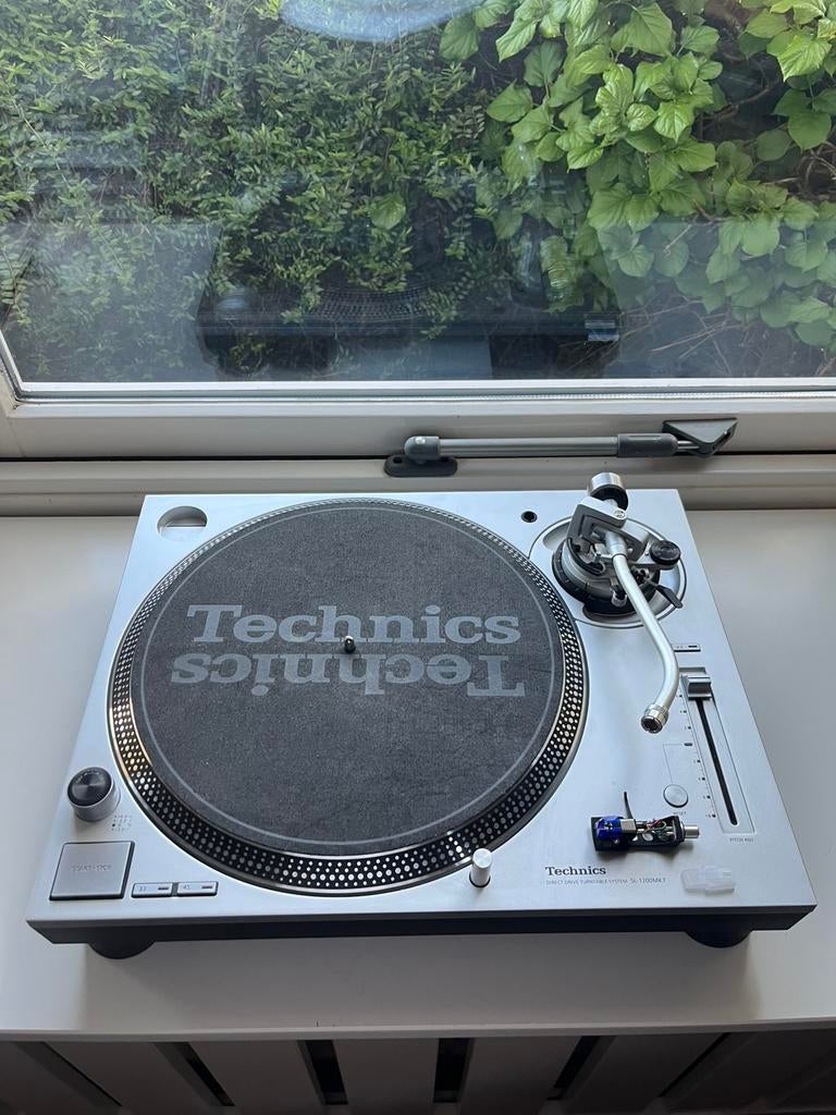 Technics SL-1200 MK7 vinyl draaitafel, Ophalen of Verzenden, Zo goed als nieuw, Technics