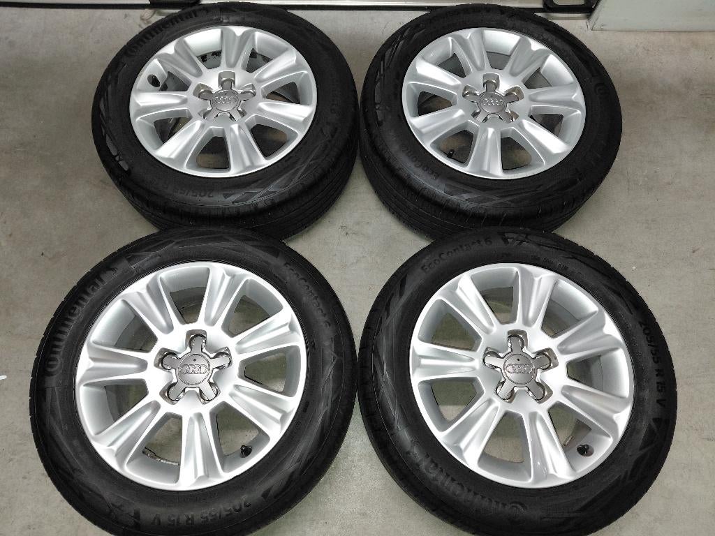 Originele 15 inch velgen met zomerbanden Audi A1, Ophalen