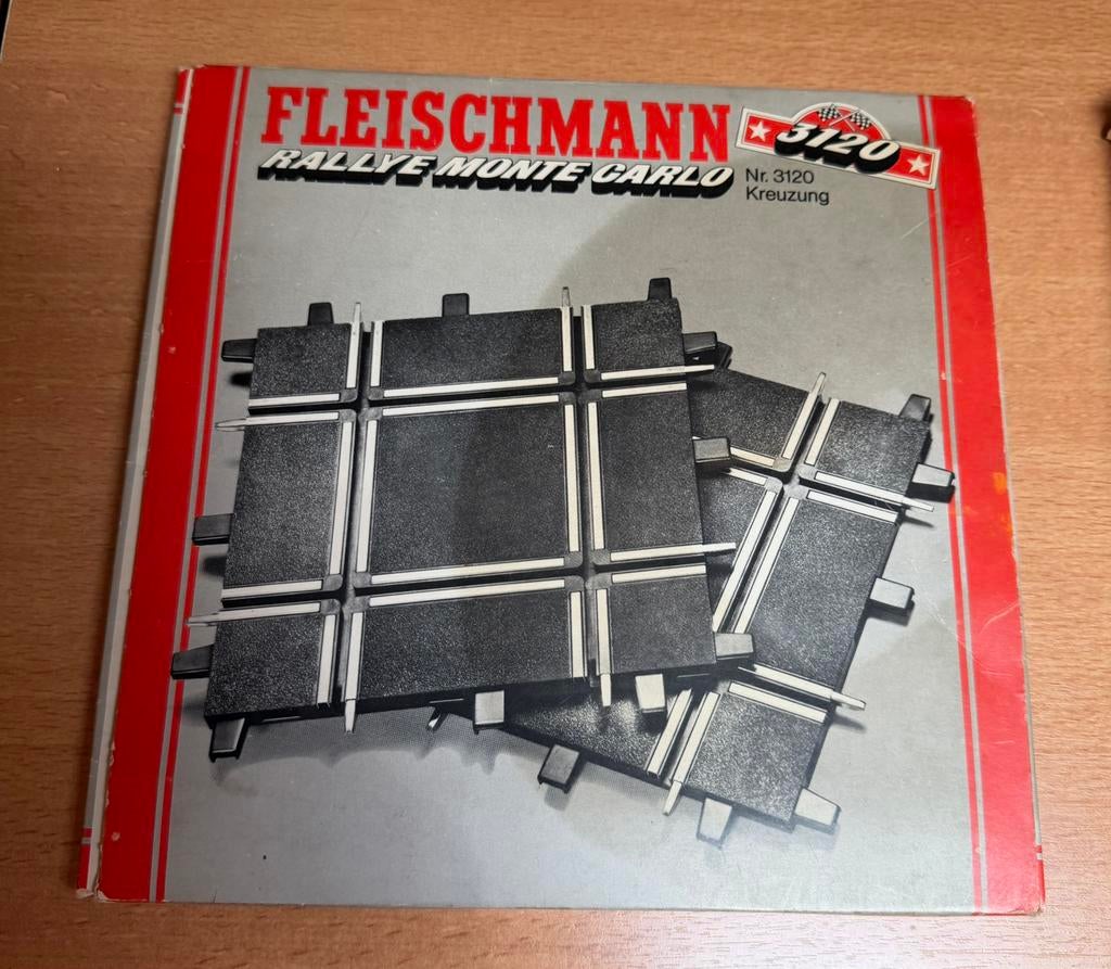 Fleischmann kruising nr 3120, Ophalen of Verzenden, Zo goed als nieuw, Elektrisch, Fleischmann