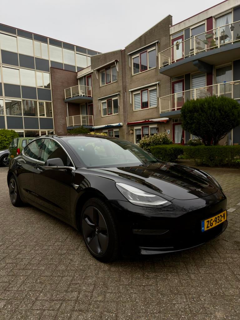 Tesla Model 3 2019 Zwart, Auto's, Tesla, Automaat, Zwart, Elektrisch, Particulier