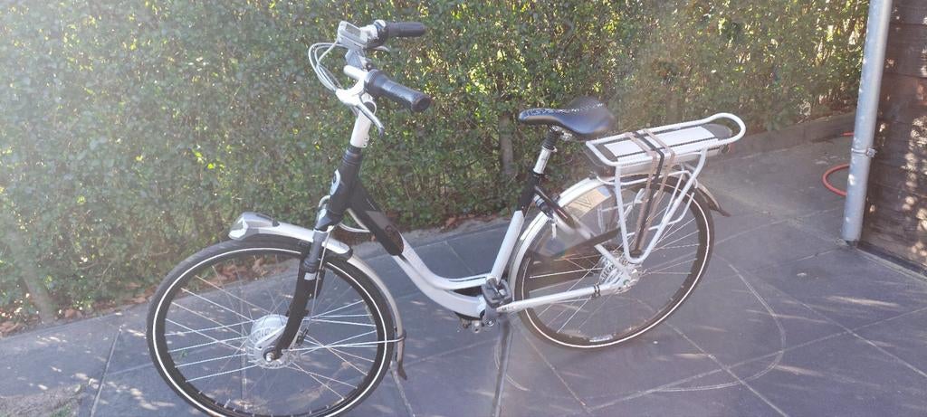 E-bike dames fiets gazelle orange de luxe, Fietsen en Brommers, Elektrische fietsen, Ophalen, Gebruikt, Gazelle