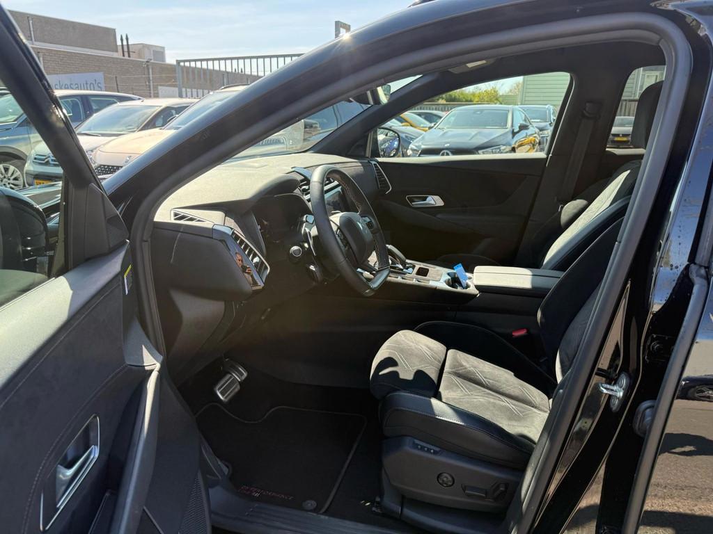DS 7 E-Tense 225 Performance Line, Navi Dealer auto, 12 maanden, 4 cilinders, Zwart, Bedrijf