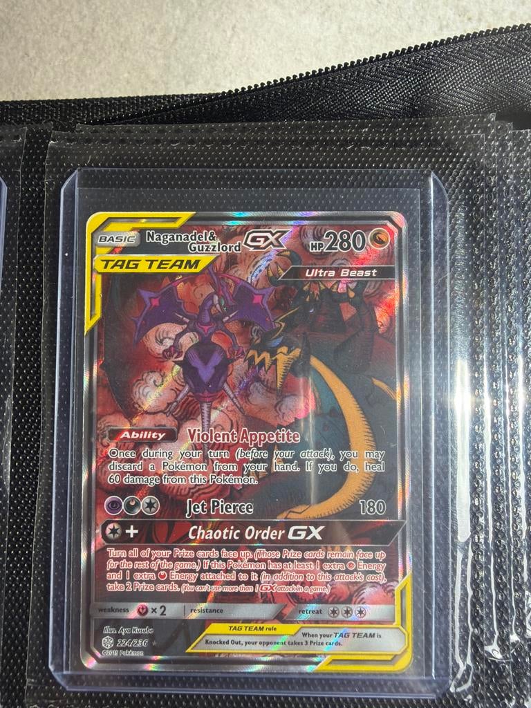 Naganadel & Guzzlord GX TAG TEAM Pokémon Kaart, Ophalen of Verzenden, Zo goed als nieuw, Losse kaart, Foil