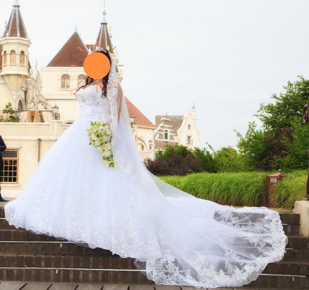 Trouwjurk maat 48, Ophalen, Zo goed als nieuw, Wit, Trouwjurk