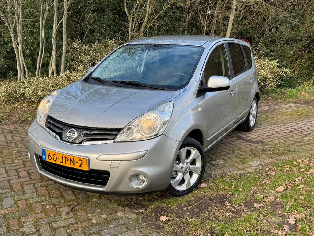 Nissan Note 1.6 16V AUTOMAAT 2009 Grijs, Auto's, Nissan, 15 km/l, 750 kg, 4 cilinders, 49 €/maand