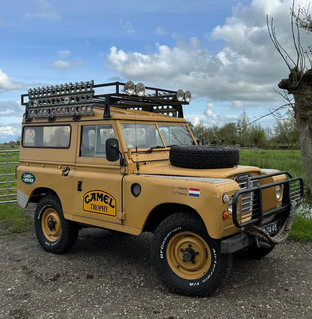 Land Rover 88 series 3  BJ 1972  LPG  7-zitter, Zwart, Handgeschakeld, Vierwielaandrijving, Particulier