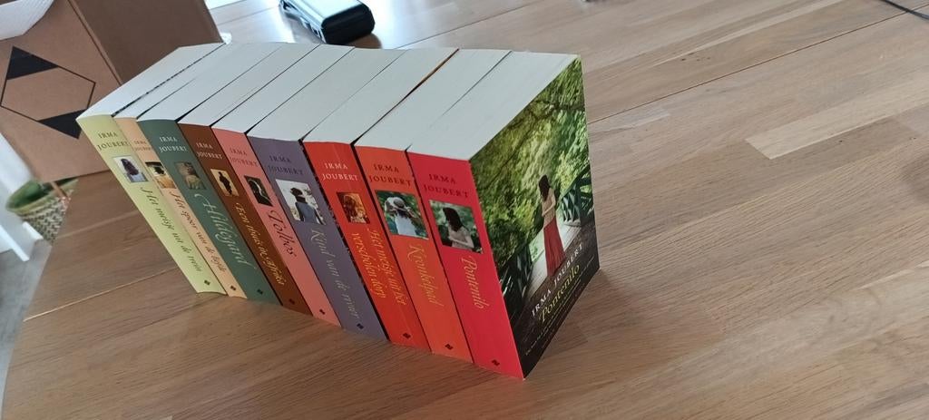 9x Irma Joubert, Ophalen of Verzenden, Zo goed als nieuw