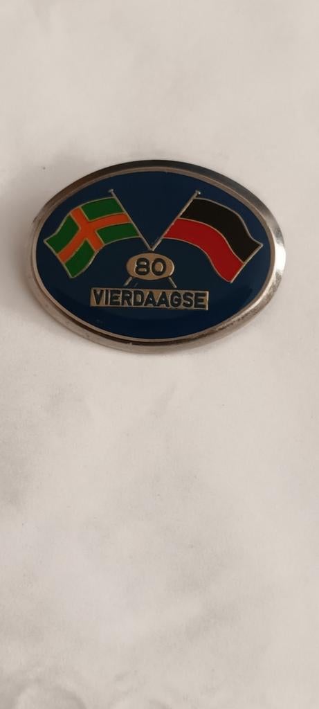 80 Vierdaagse Nijmegen Speldje - Vlaggen, Verzamelen, Ophalen of Verzenden